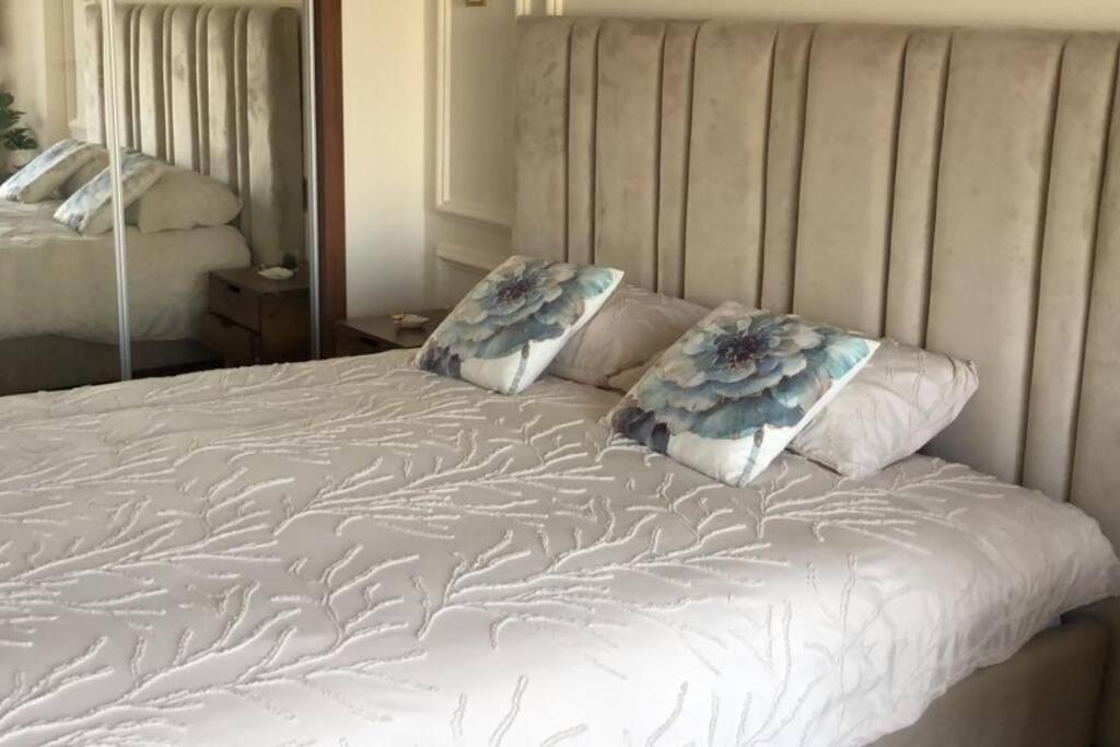 Chez Miguel Appartement Casablanca Avec Piscine Экстерьер фото